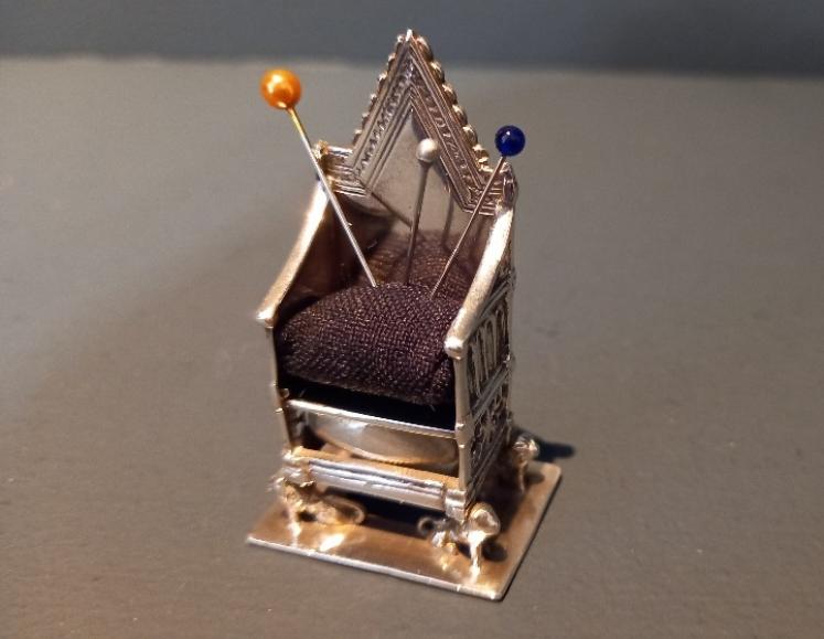 Antique Edward VII Coronation Silver Throne Pin Cushion - Image 2