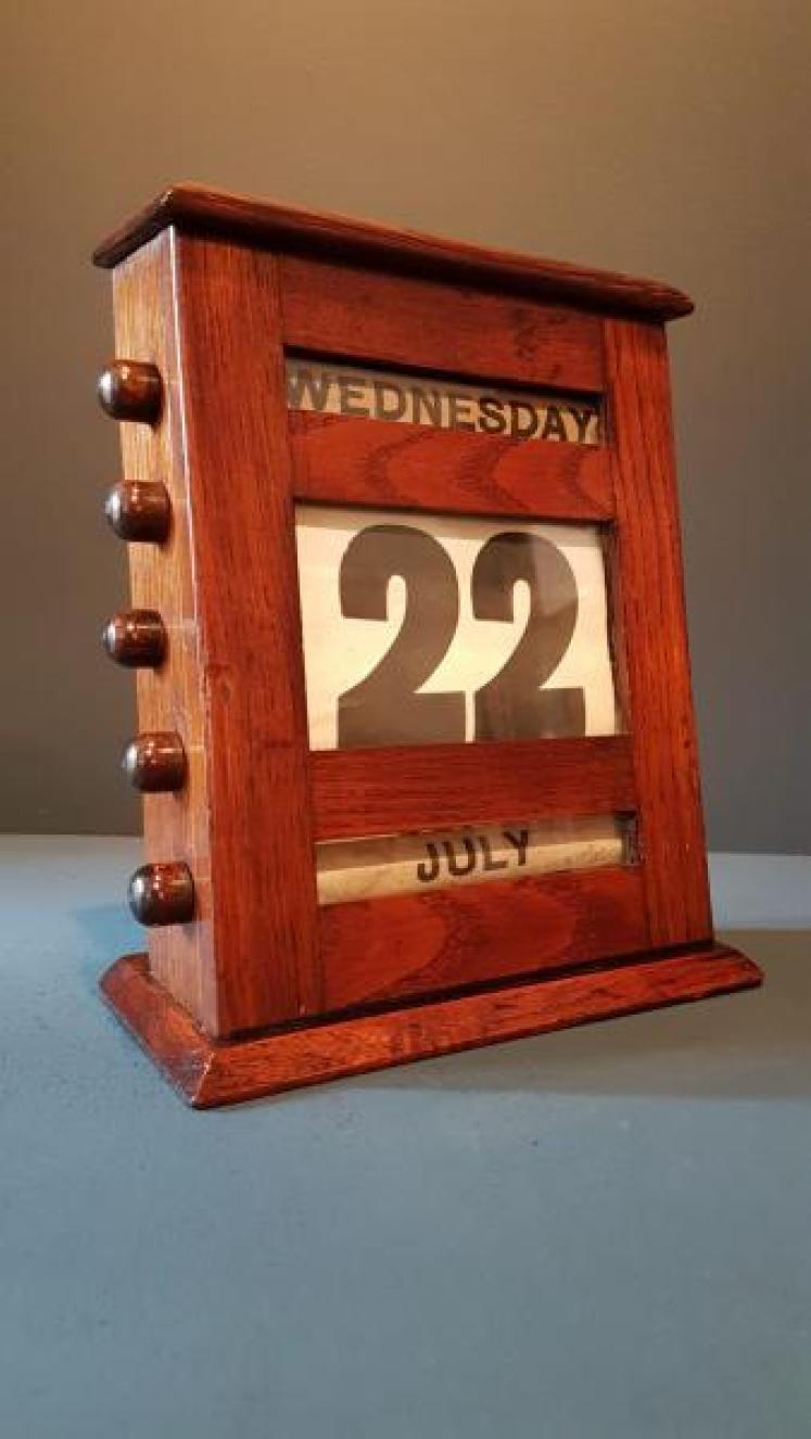 Superior Quality Slanted Desk Calendar - Image 1