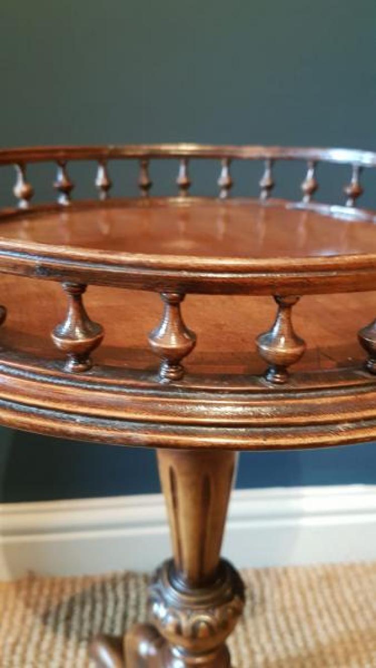 Quality Edwardian Mahogany Wine Table - Image 4