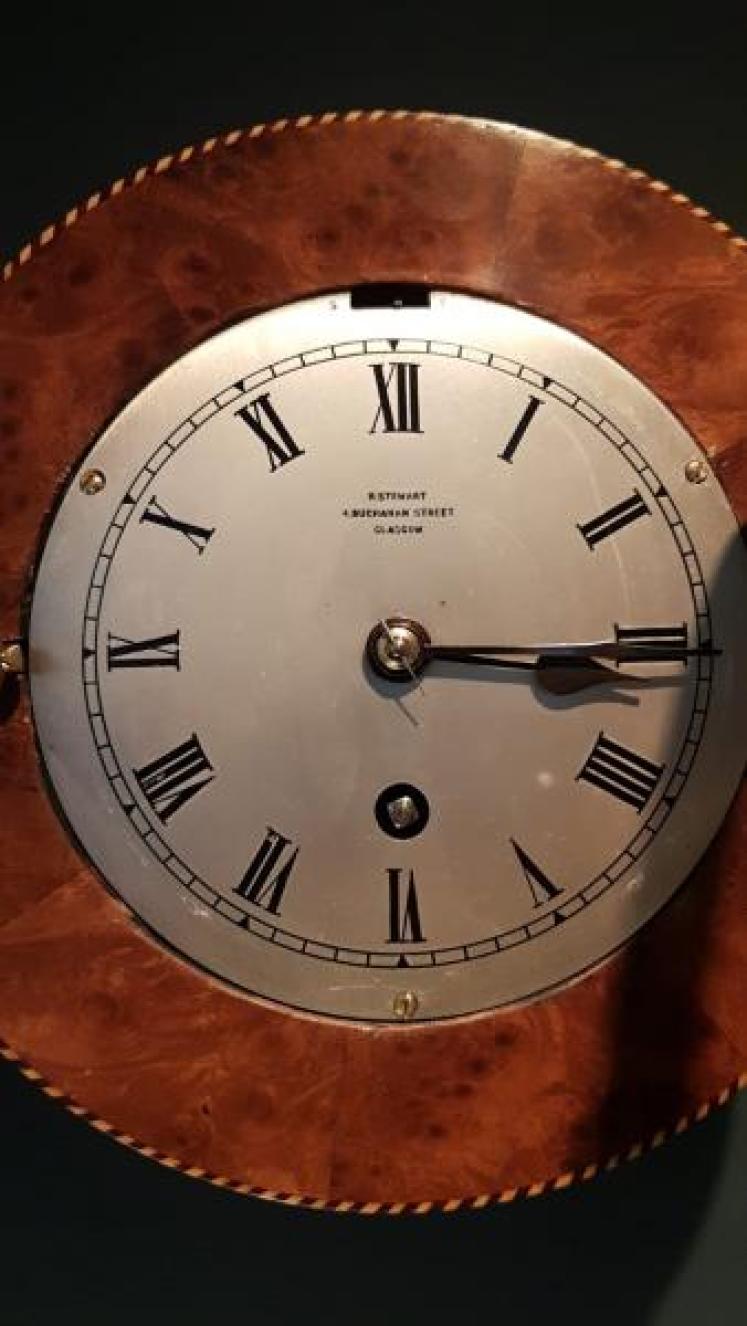 Late Victorian Burr Walnut Library Wall Clock - Image 4