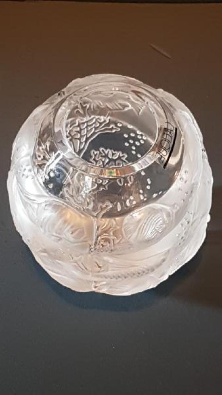 Lalique Tarpon Fish Vase - Image 3