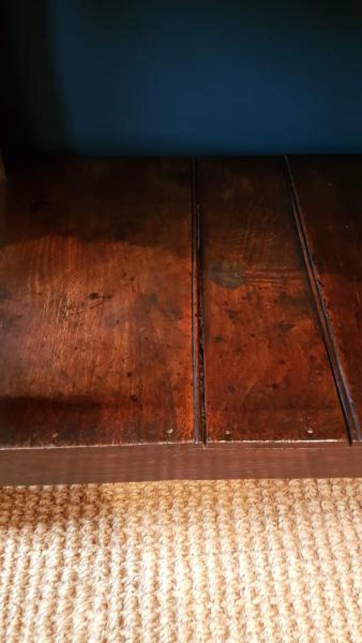 Small George II Oak Open Pot Board Dresser  - Image 5