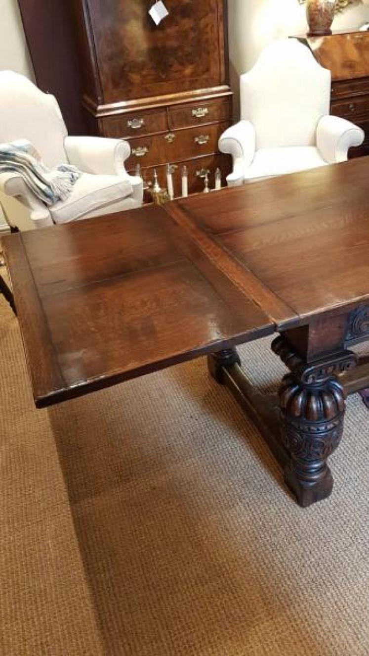 Superb Extending Oak Refectory Table - Image 3