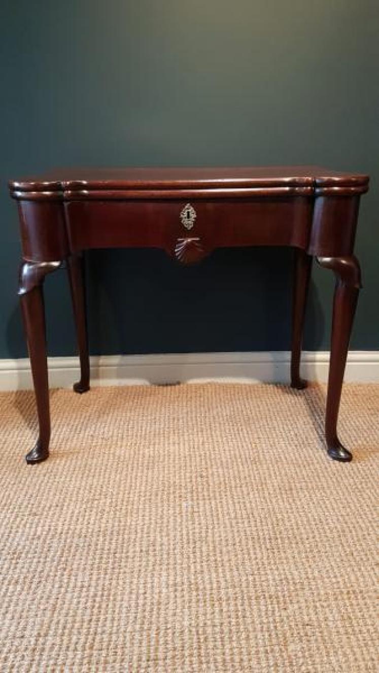 Georgian Irish Mahogany Card Table  - Image 5