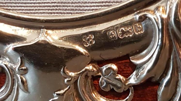 Superb Victorian Silver Double Photo Frame - Image 6