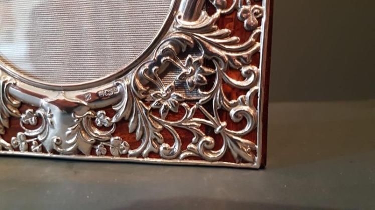 Superb Victorian Silver Double Photo Frame - Image 7