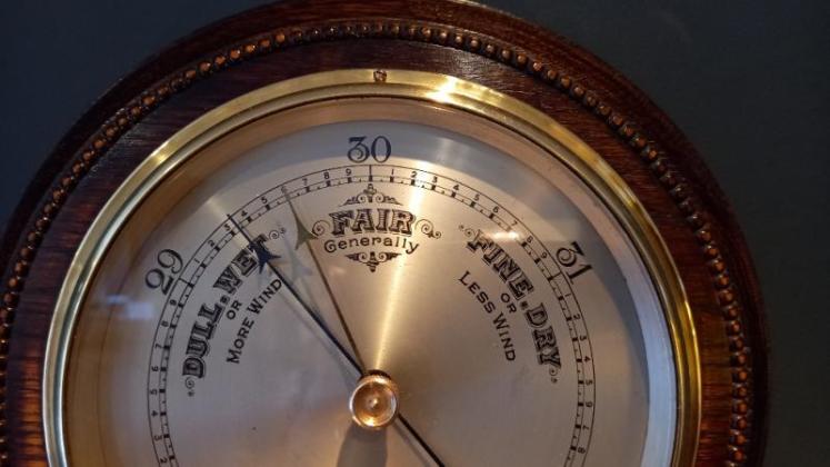 Antique Polished Oak Selfridges of London Barometer - Image 2