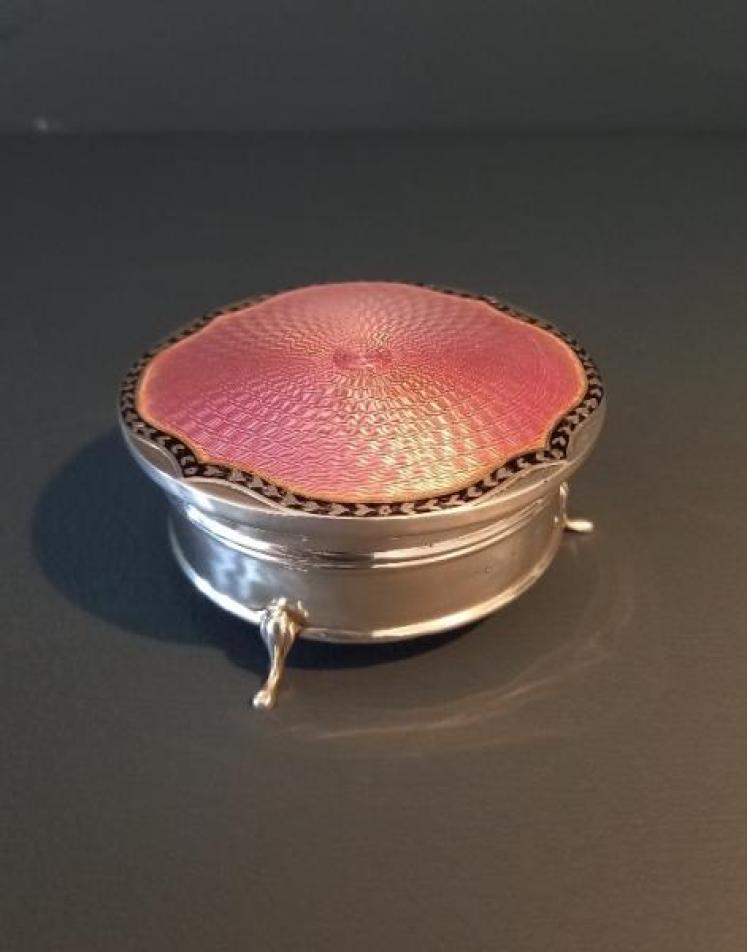 George V Period Silver & Pink Enamel Ring Box - Image 1
