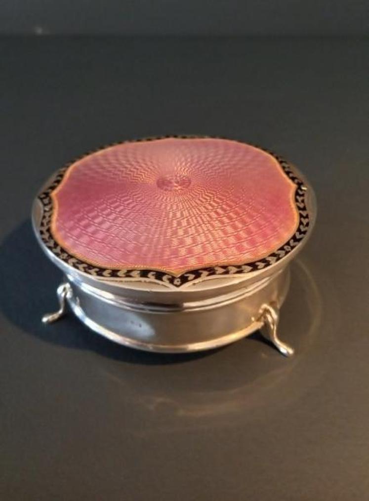 George V Period Silver & Pink Enamel Ring Box - Image 7