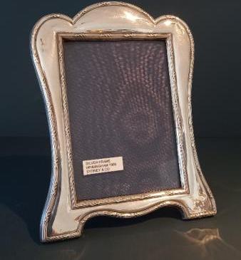 Antique Silver Shaped Top Photo Frame