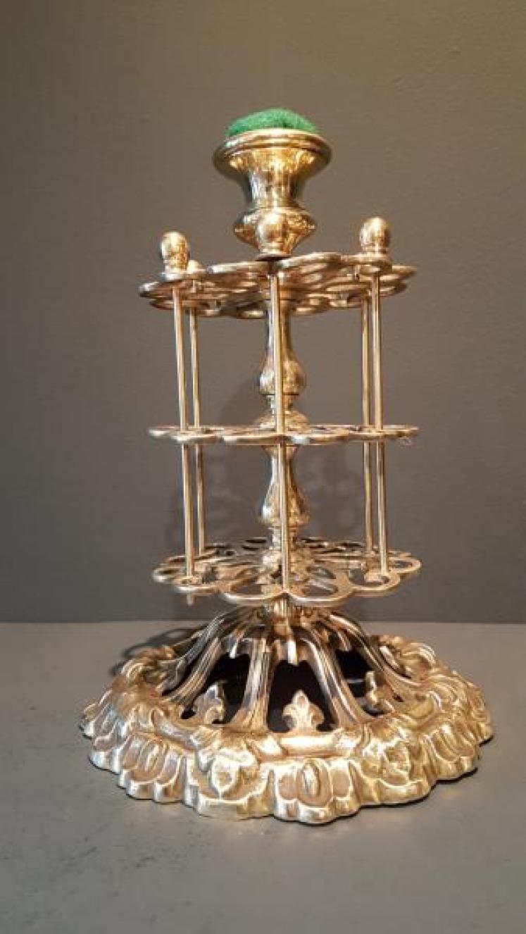 Unusual Victorian Brass Bobbin Rack - Image 2
