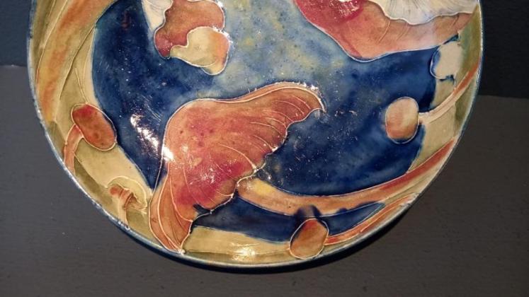 Moorcroft Claremont for Liberty Pedestal Bowl - Image 4