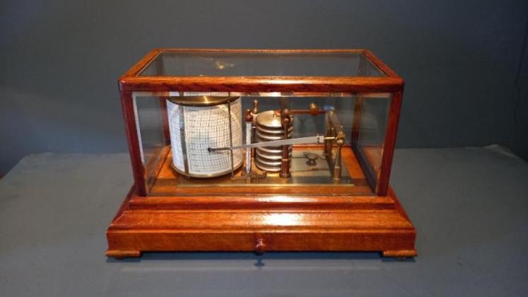 Antique Negretti & Zambra Polished Oak Barograph - Image 1