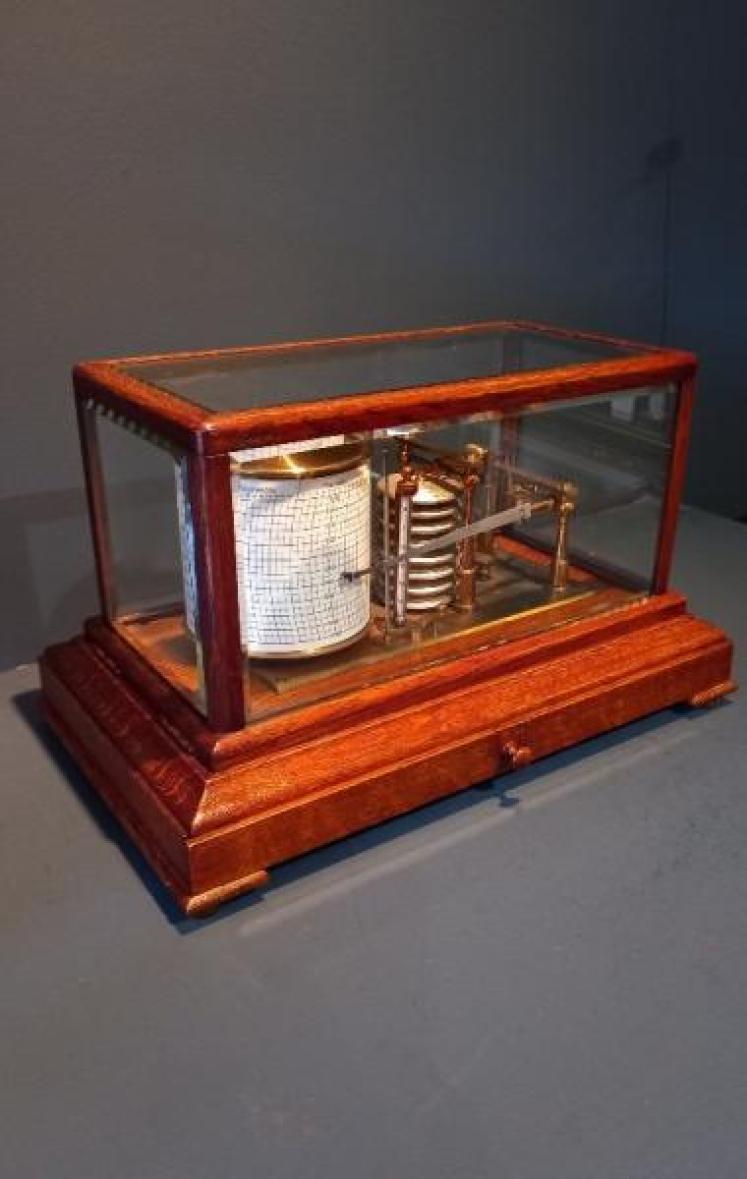 Antique Negretti & Zambra Polished Oak Barograph - Image 7