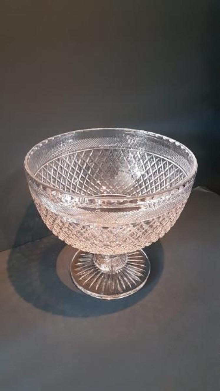 Superb Edwardian Cut Crystal Bowl - Image 1