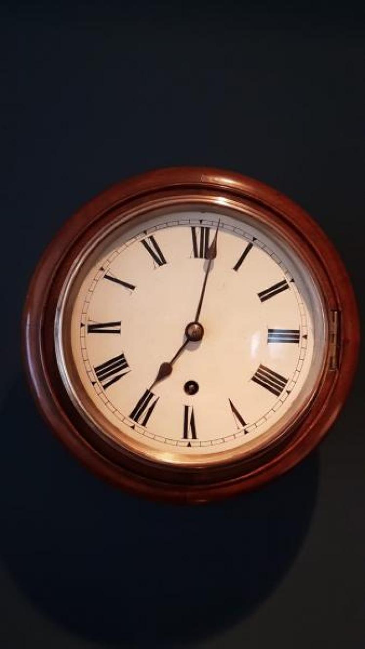 Victorian Walnut 8" Dial Clock - Image 1
