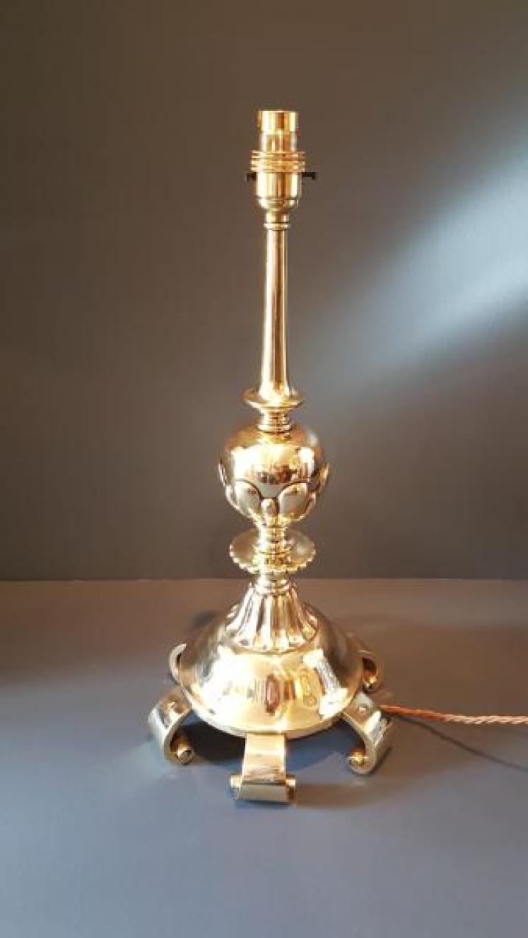 Impressive Arts and Crafts Brass Table Lamp - Image 1