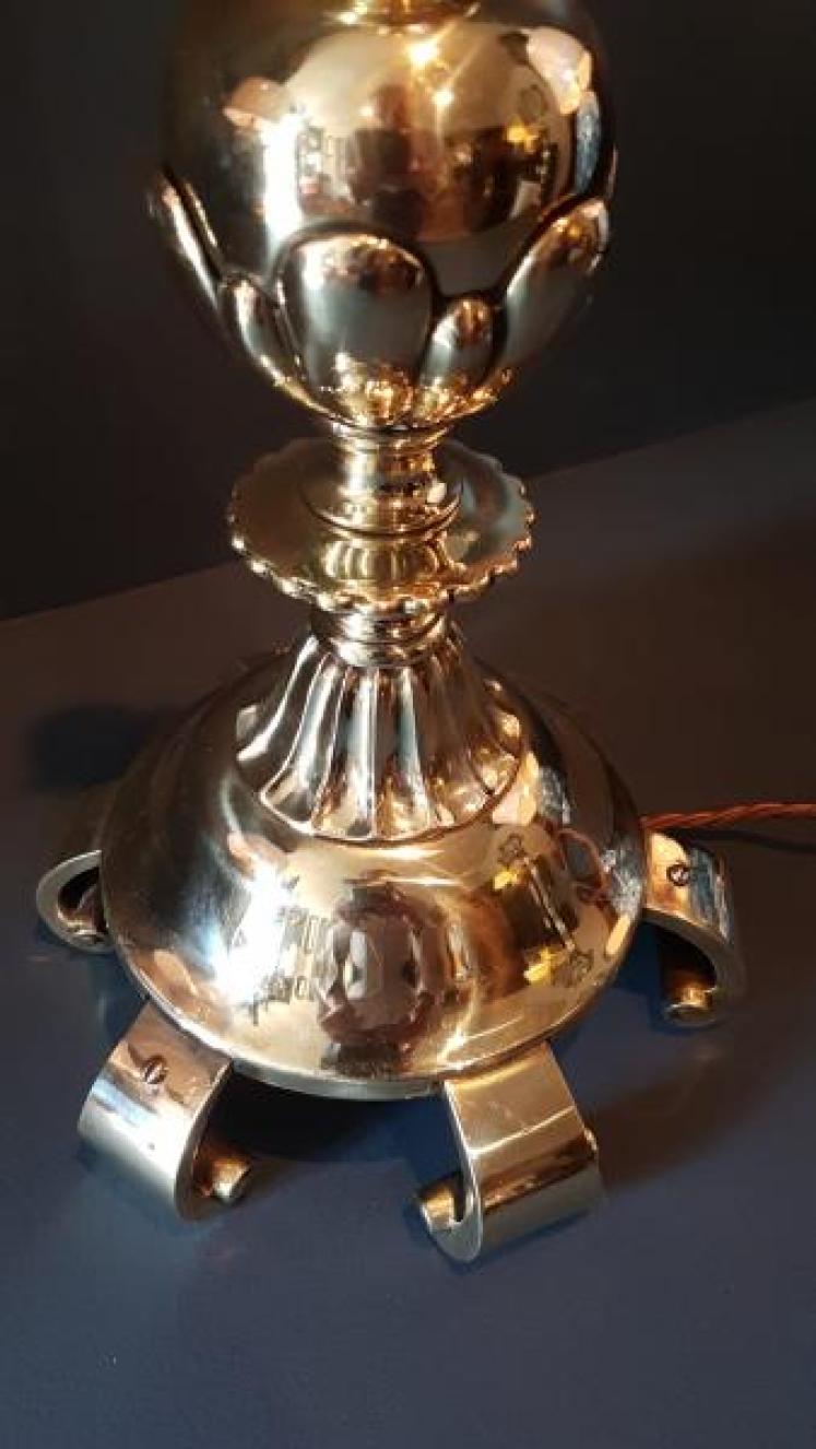 Impressive Arts and Crafts Brass Table Lamp - Image 4