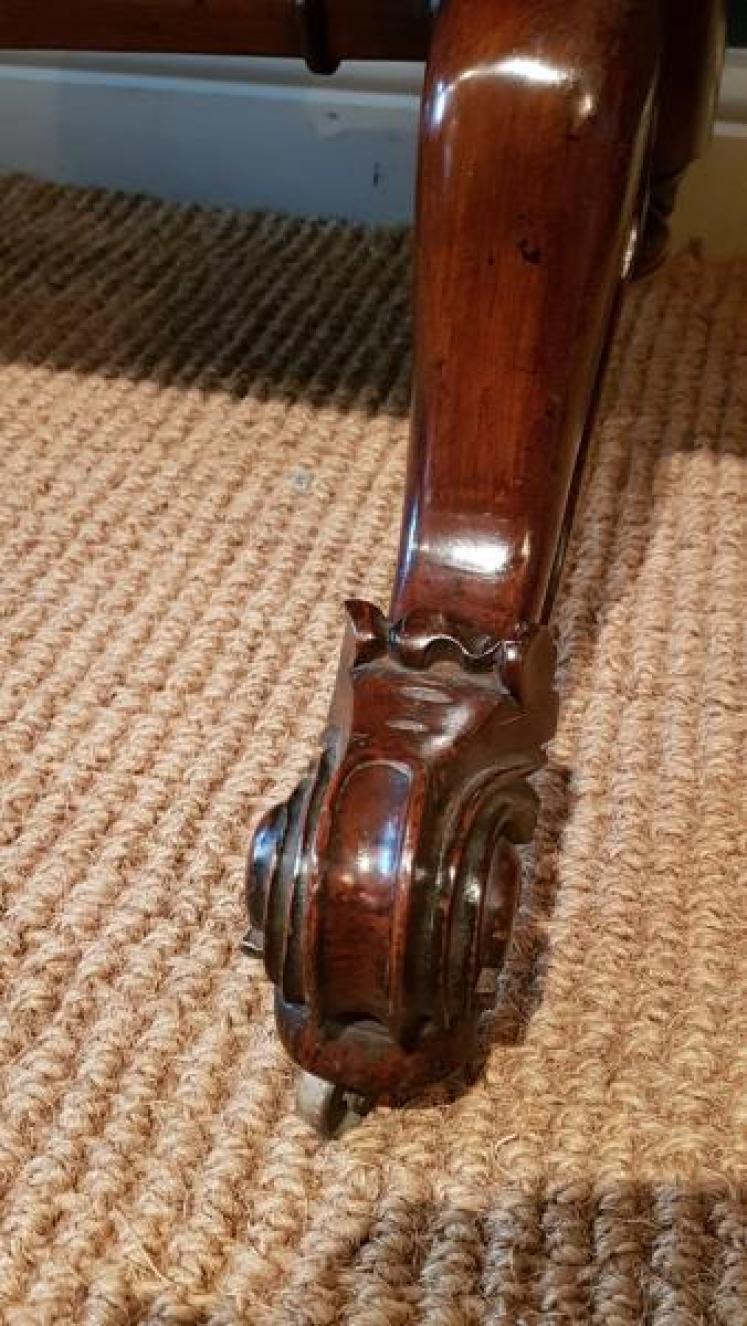 Victorian Figured Walnut Writing Table - Image 5