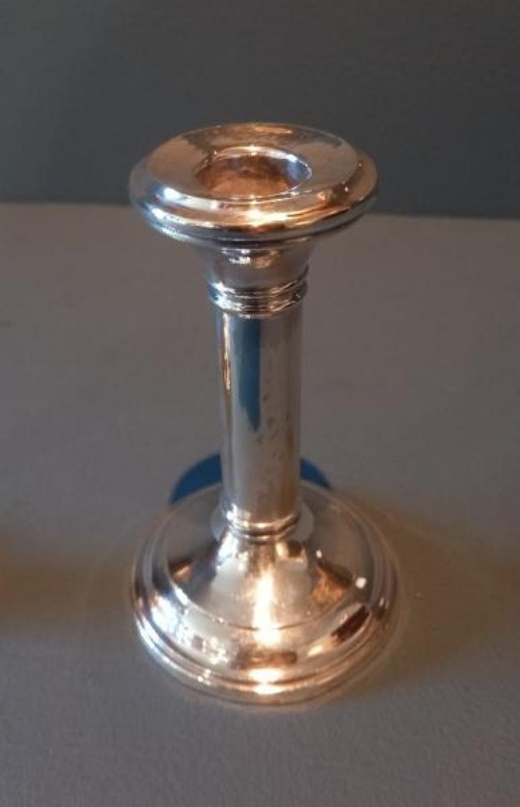 Pair of George V Period Plain Solid Silver Candlesticks - Image 3