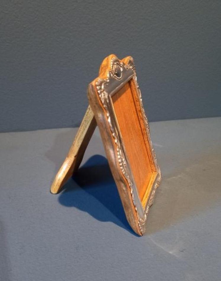 Antique Decorative Shaped Photo Frame - Image 7