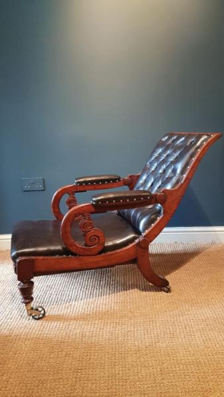 Stylish Regency Reclining Library Chair - Image 4