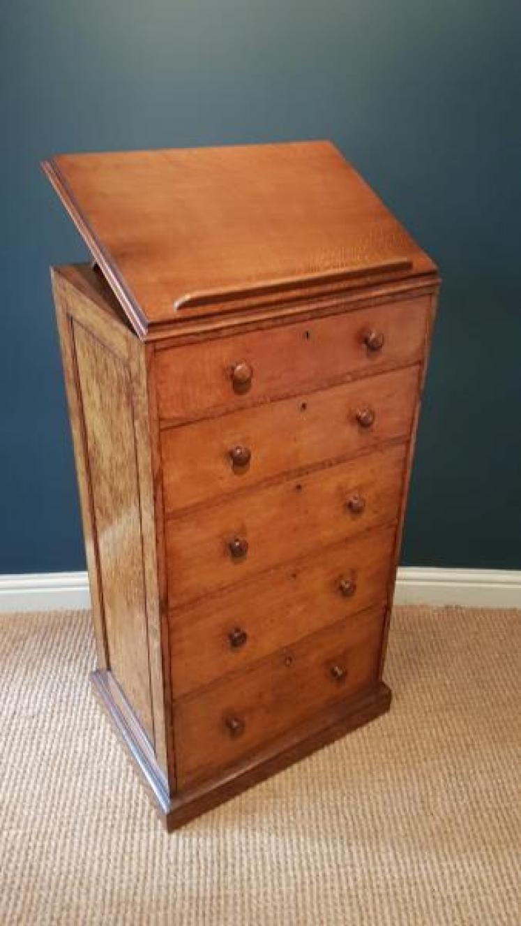 Victorian Oak Gillow 5 Drawer Chest - Image 7