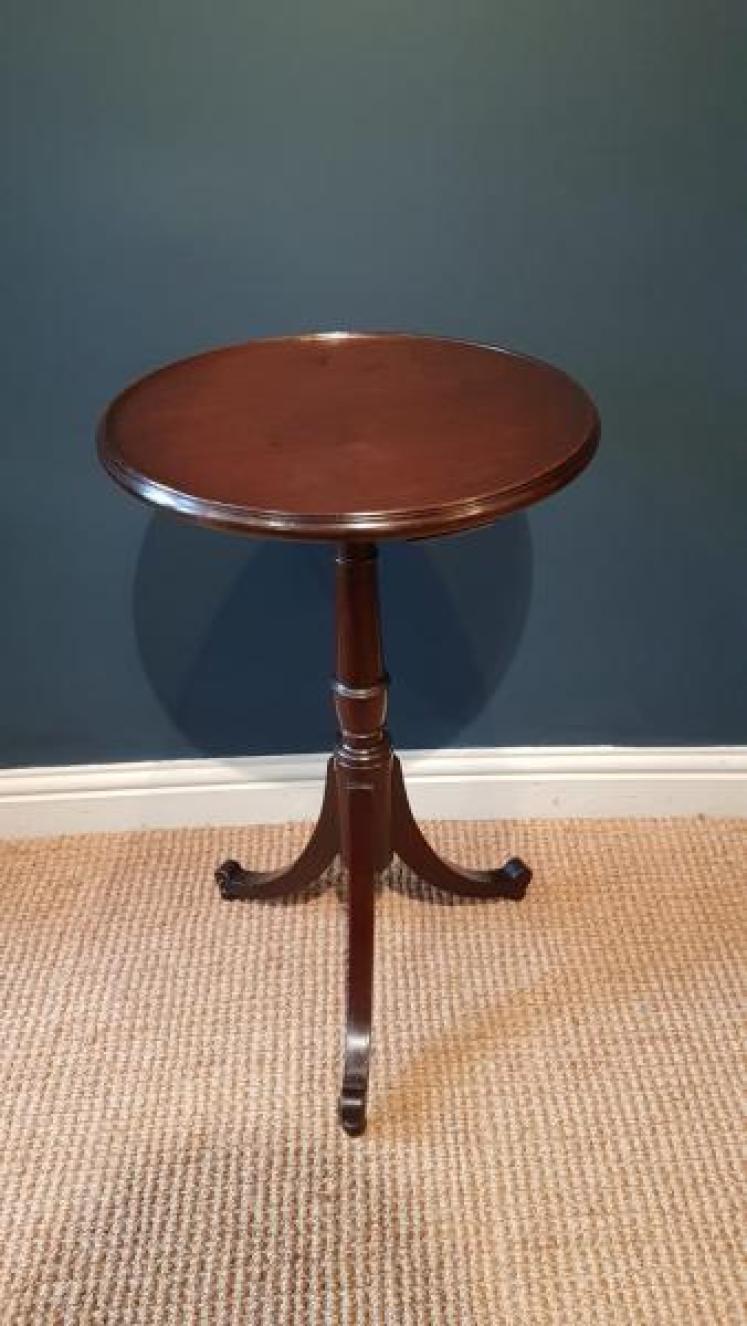 George III Mahogany Wine Table - Image 1