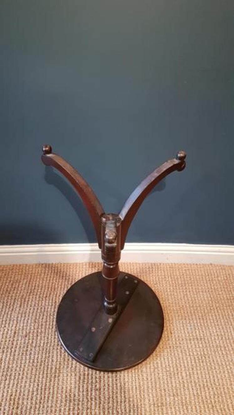 George III Mahogany Wine Table - Image 4