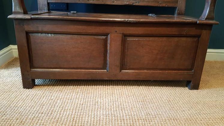 Small Period Oak Box Settle - Image 7