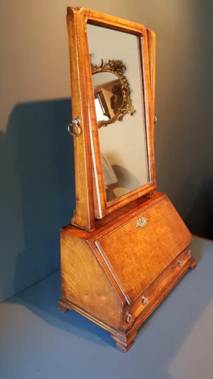 Queen Anne Style Walnut Toilet Mirror - Image 2