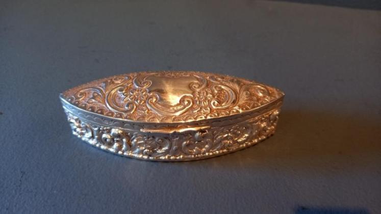 Edwardian Silver Lozenge Shaped Table Box - Image 2