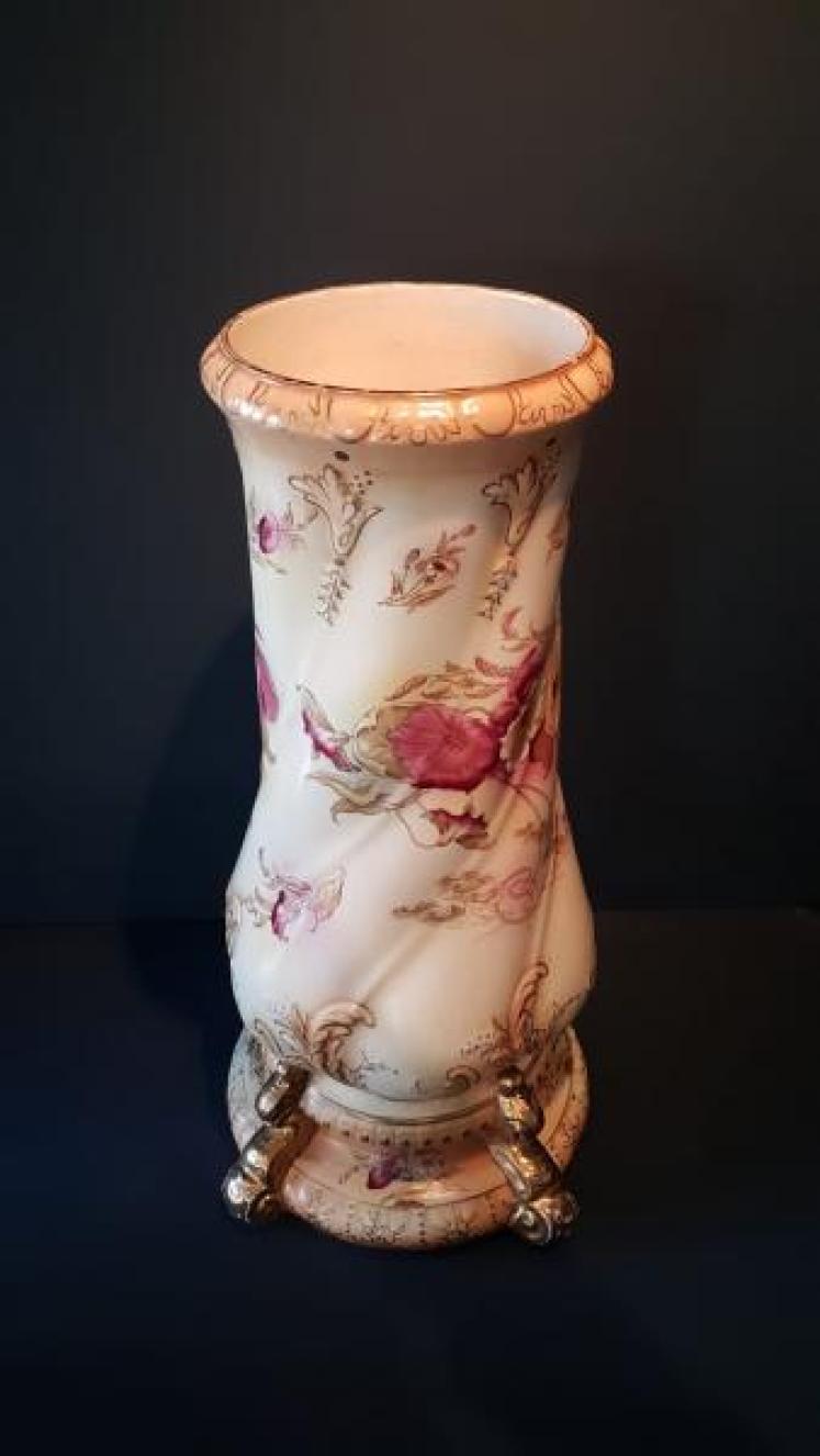 Impressive Victorian Crown Devon Stick Stand - Image 1