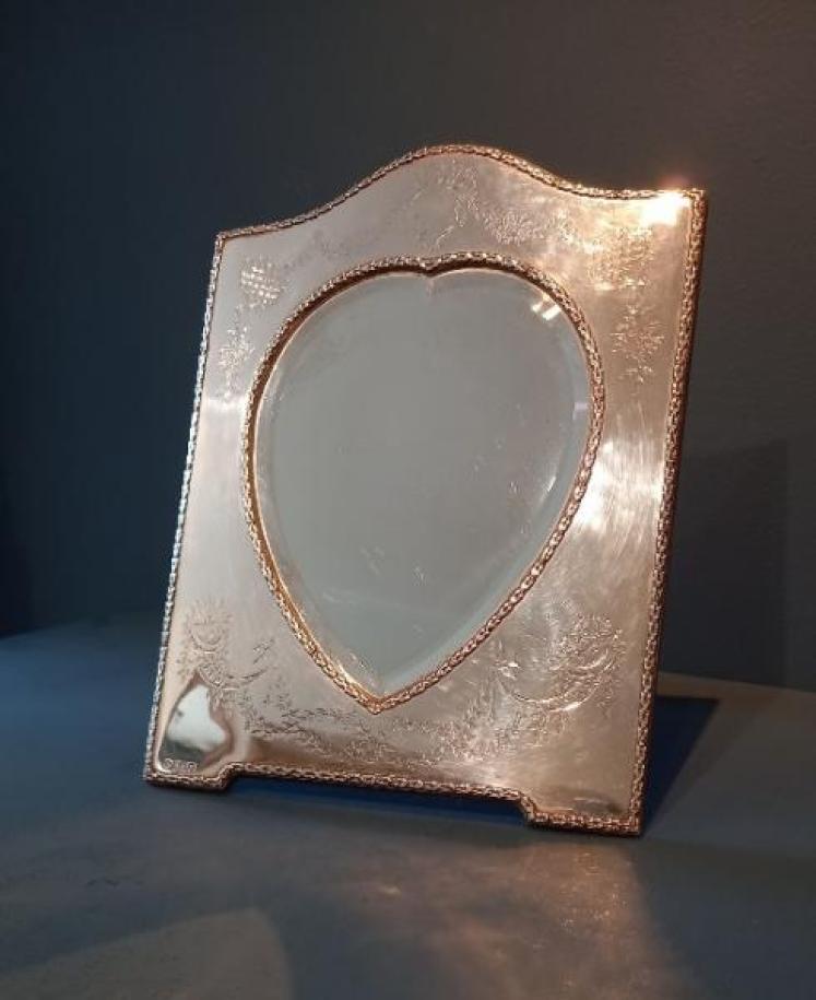 Fine Antique Silver Heart Shaped Table Mirror - Image 1