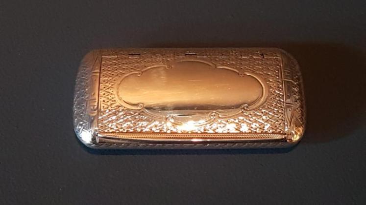 Engraved Silver Pocket Snuff - Image 1