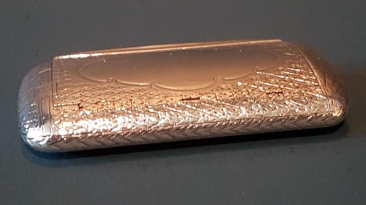 Engraved Silver Pocket Snuff - Image 4