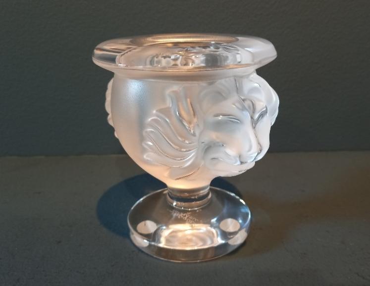 Lalique Opalescent Lion Mask Vase - Image 3