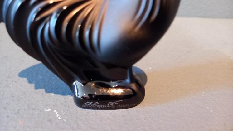 Unusual Lalique Black Opalescent Cockerel - Image 5
