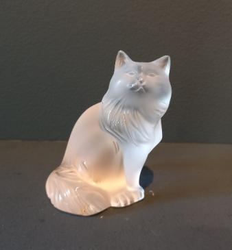  Lalique Opalescent Sitting Cat