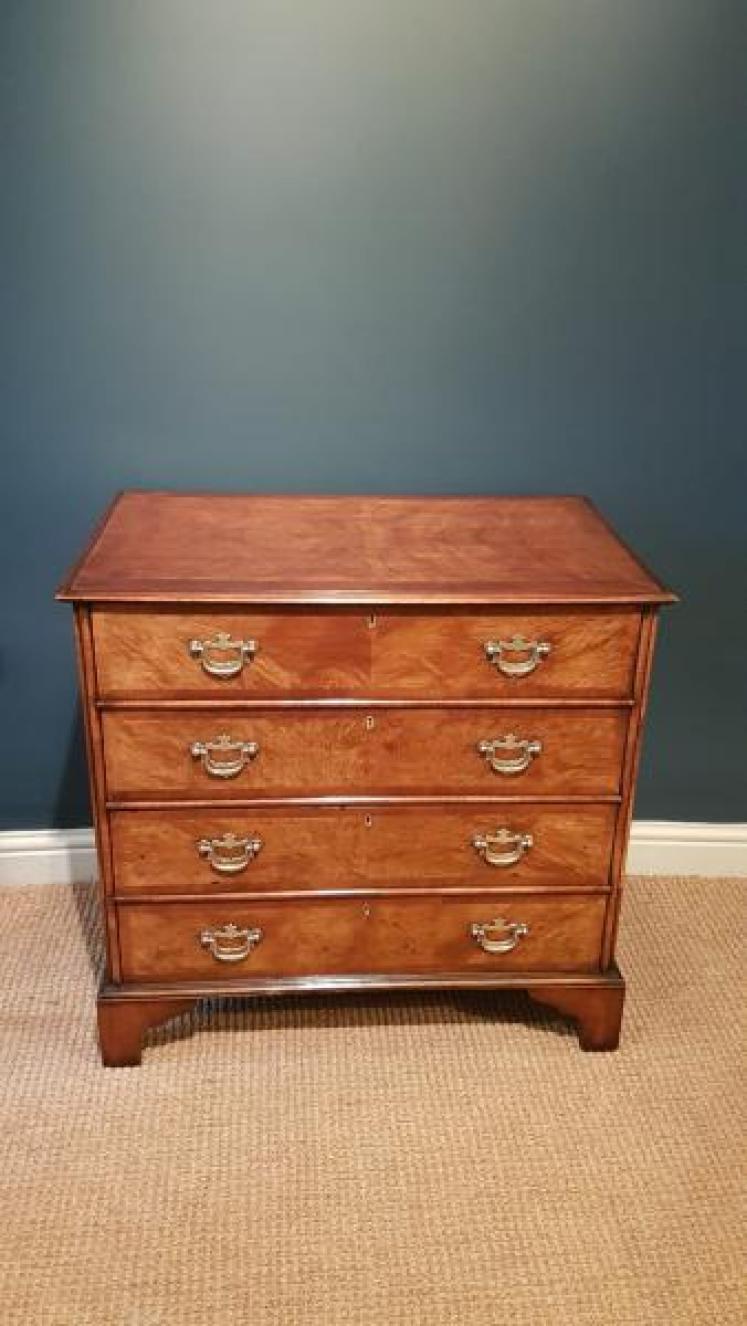 George I Style Walnut Chest of Drawers - Image 1