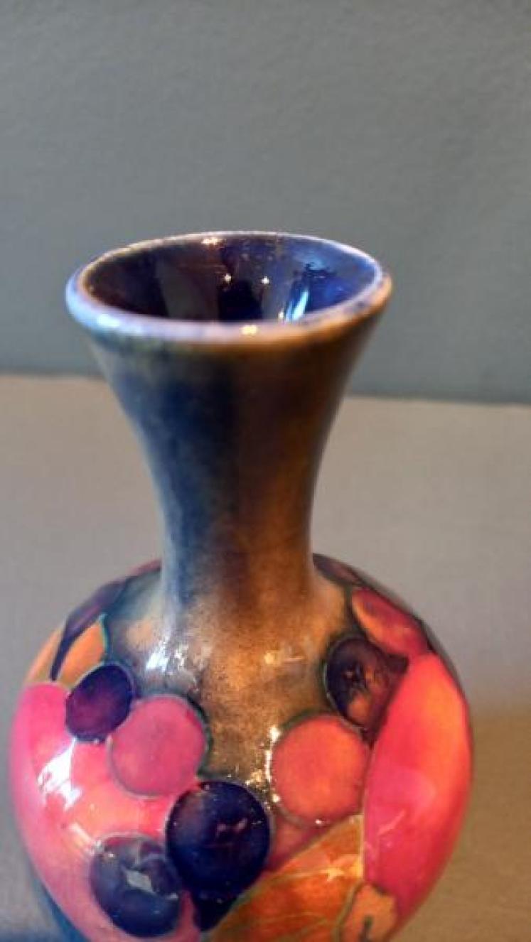 Antique Moorcroft Pomegranate Bud Vase - Image 4