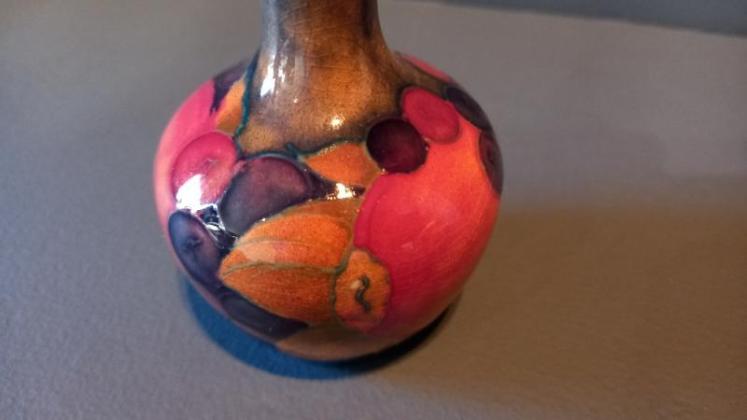 Antique Moorcroft Pomegranate Bud Vase - Image 5