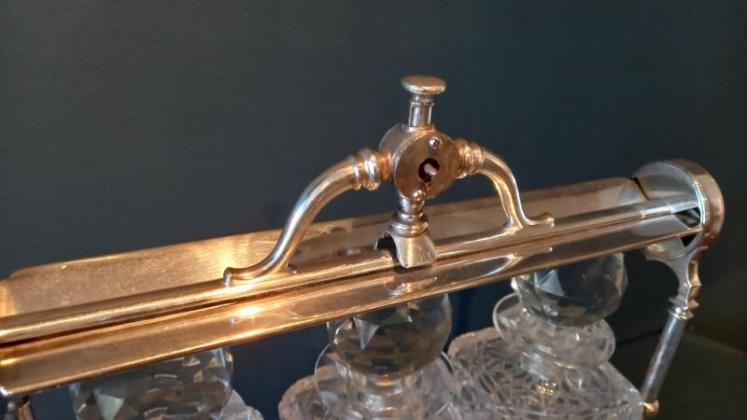  Late Victorian Silver Plated Three Bottle Tantalus - Image 2