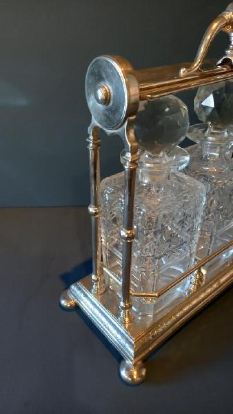  Late Victorian Silver Plated Three Bottle Tantalus - Image 4