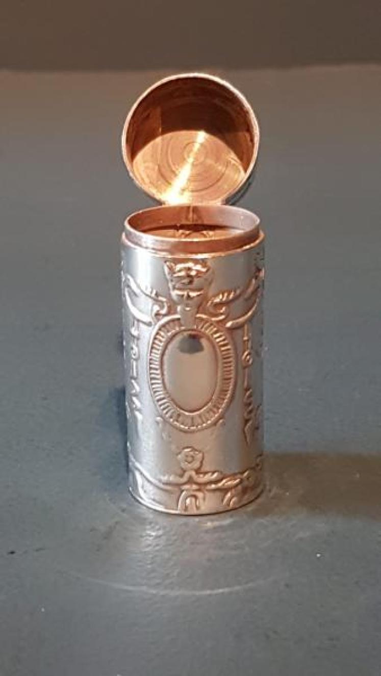 Edwardian Silver Tooth Pick Holder - Image 3