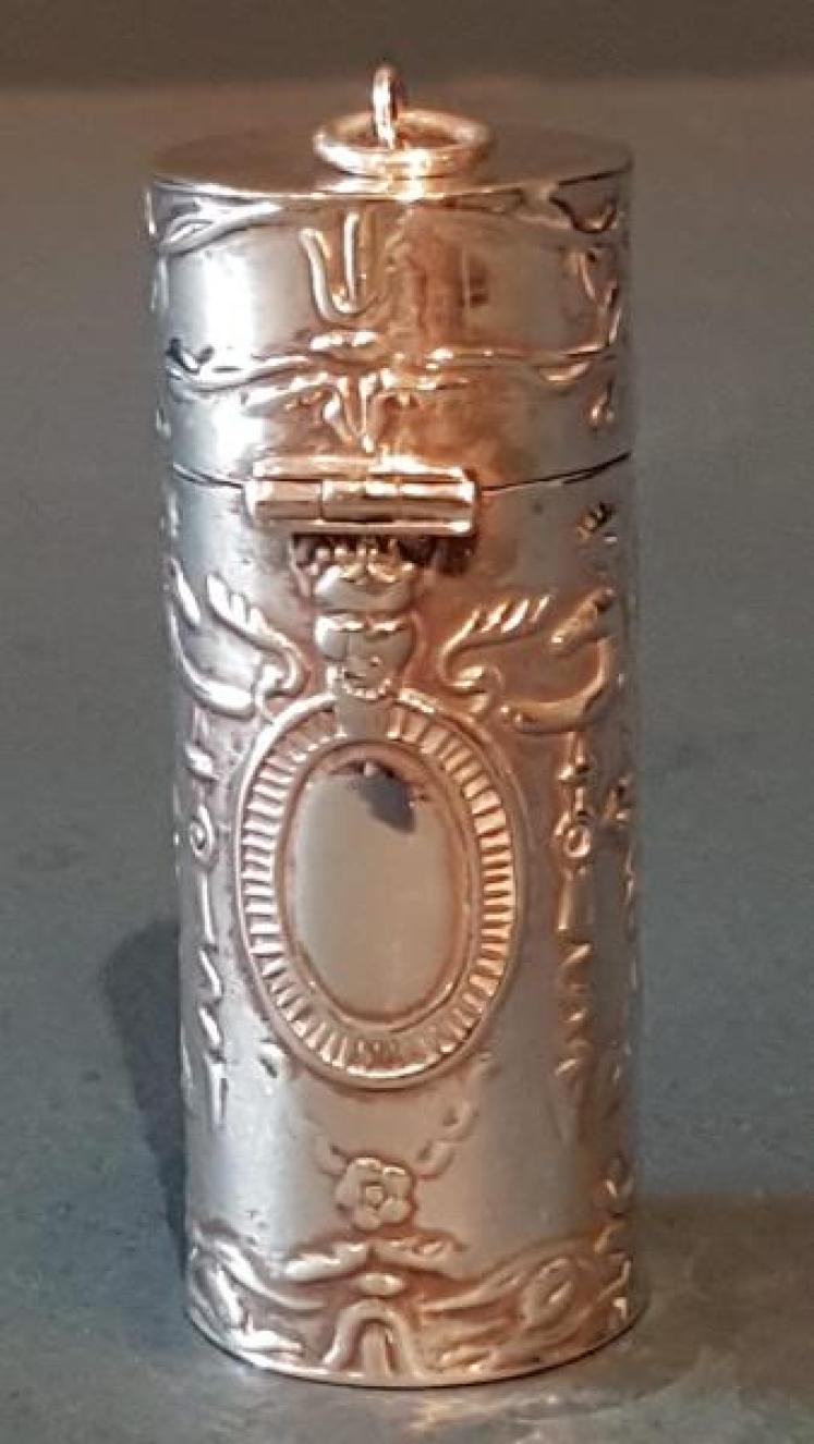Edwardian Silver Tooth Pick Holder - Image 4