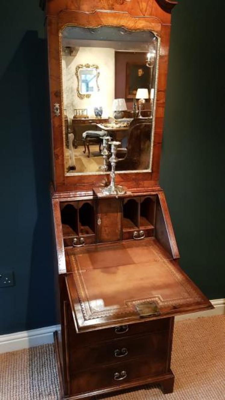 Small Proportioned George II Walnut Bureau Bookcase - Image 2