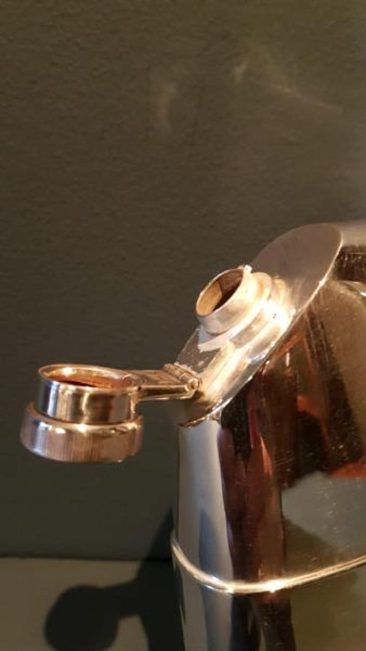 Large Edinburgh Silver Hip Flask - Image 3