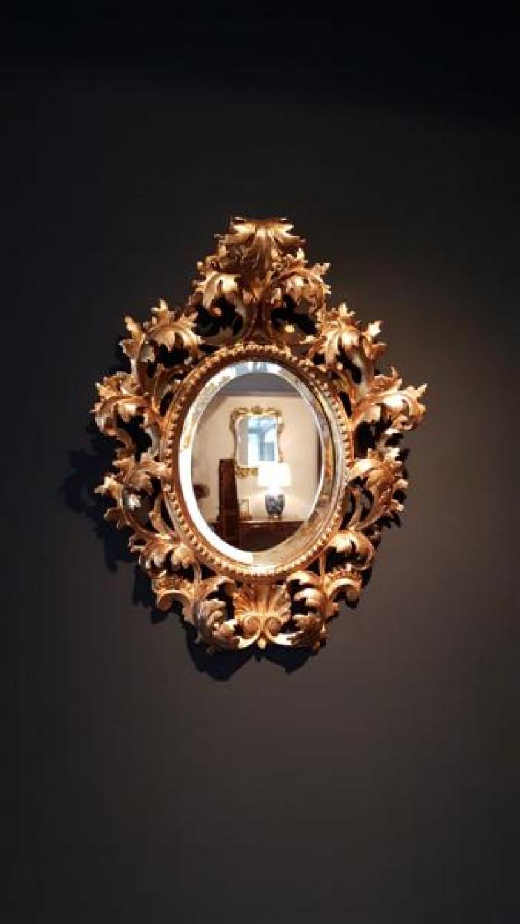 Small Victorian Florentine Mirror - Image 1