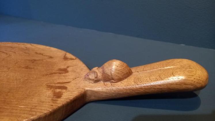 Original Mouseman Solid Oak Cheeseboard - Image 7